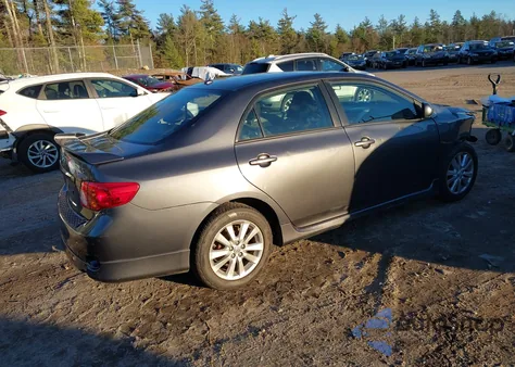 2010 Toyota Corolla S z USA, uszkodzony, nr VIN 2T1BU4EE3AC282313
